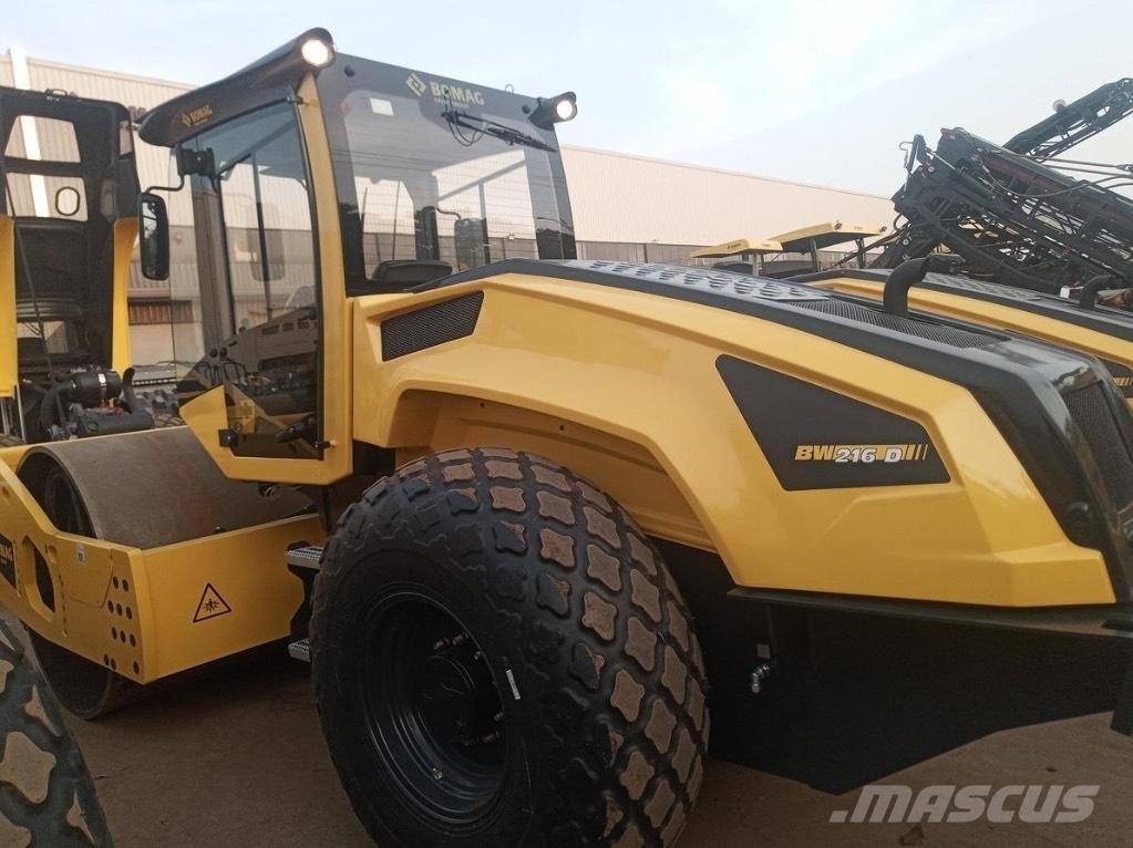 Bomag BW 216 D-5 SL Ťahačové valce