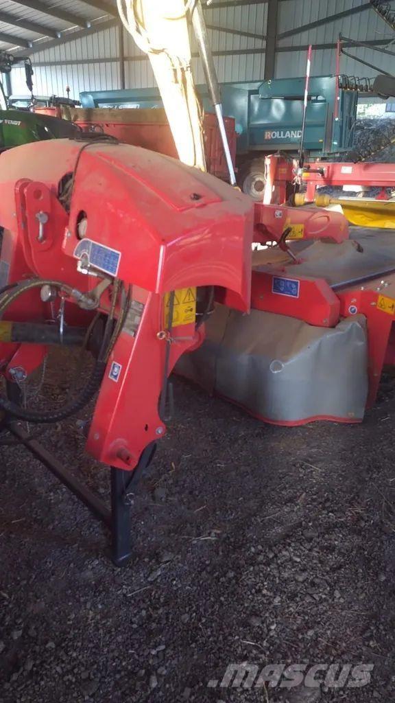 Kuhn FC 314 D FF Kosačky namontované a ťahané