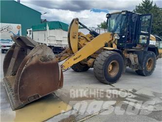 CAT 938 M Kolesové nakladače