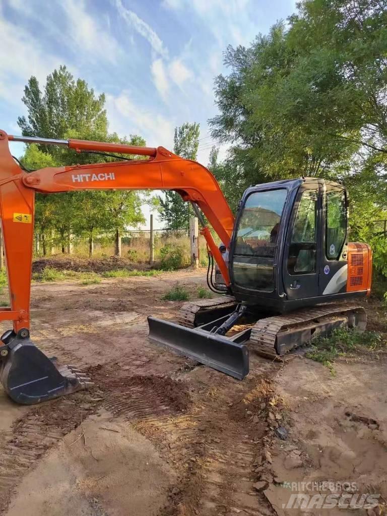 Hitachi ZAXIS60 Pásové rýpadlá