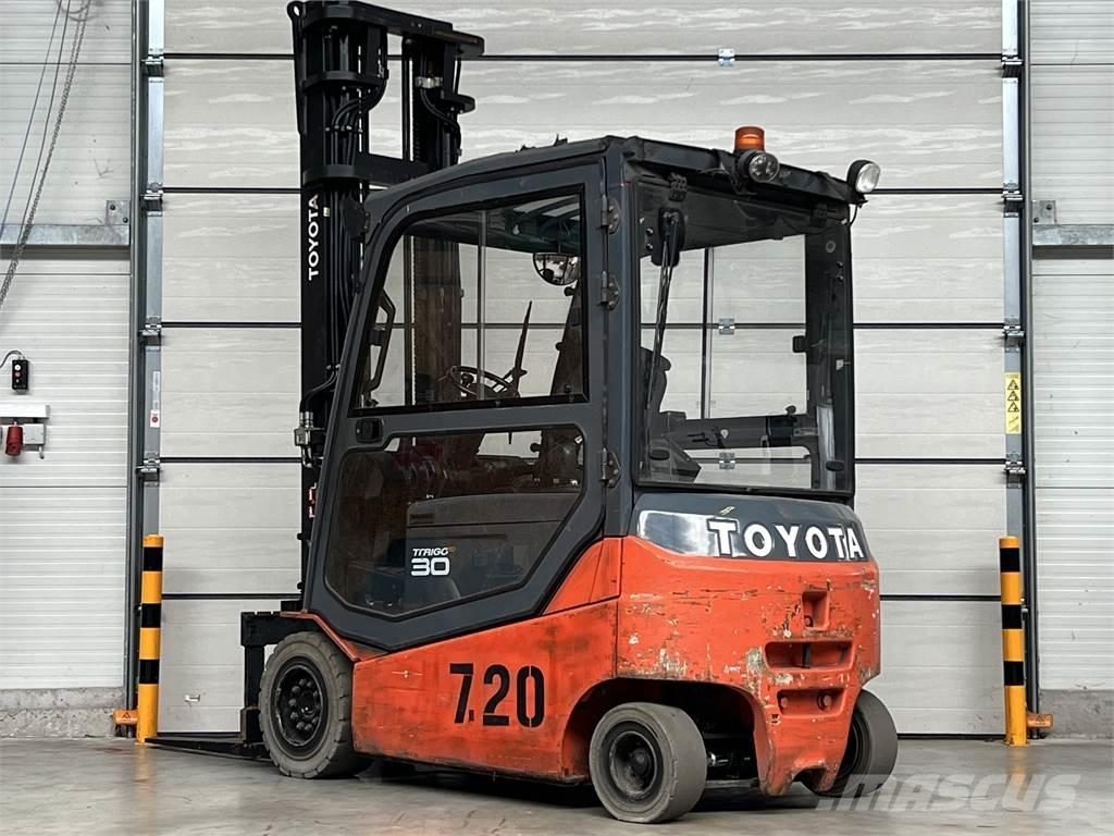 Toyota 8FBMT30 Akumulátorové vozíky