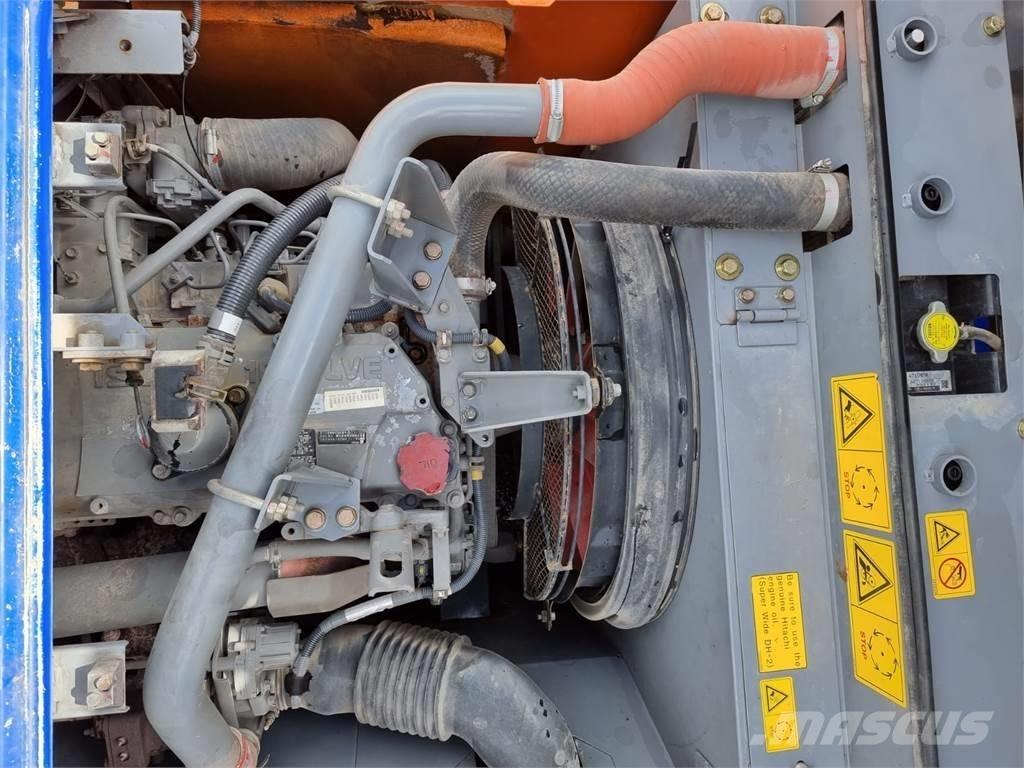 Hitachi ZX 210 LC-5B Pásové rýpadlá