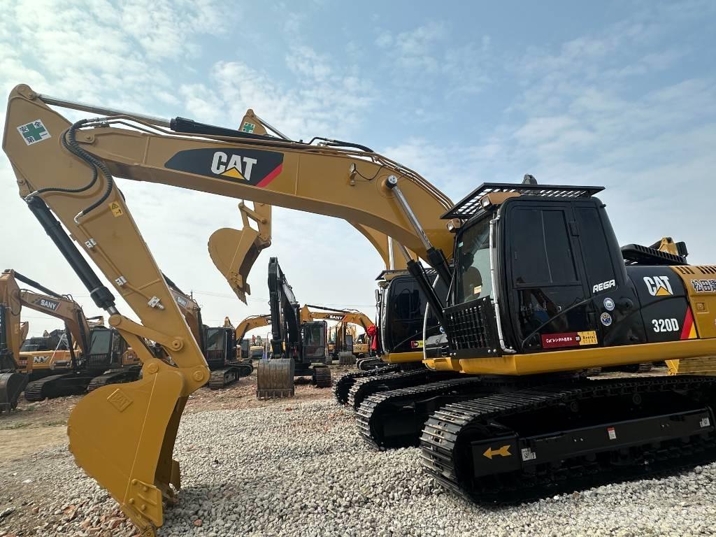 CAT 320 D Pásové rýpadlá