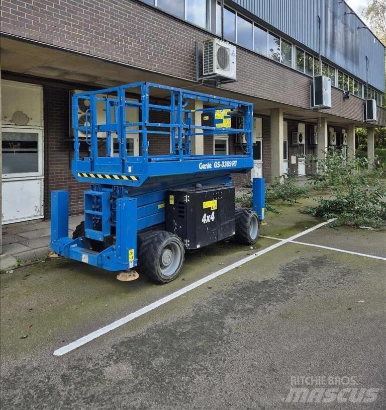 Genie GS 3369 RT Nožnicové zdvíhacie plošiny