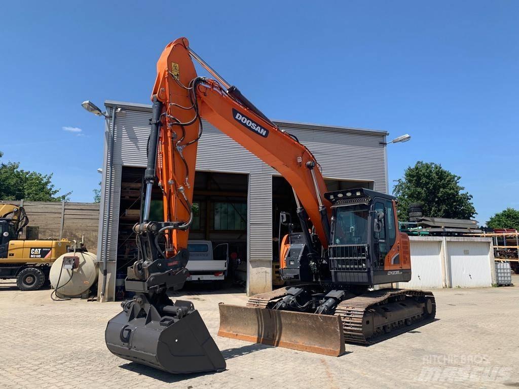 Doosan DX 235 LCR-5 Pásové rýpadlá