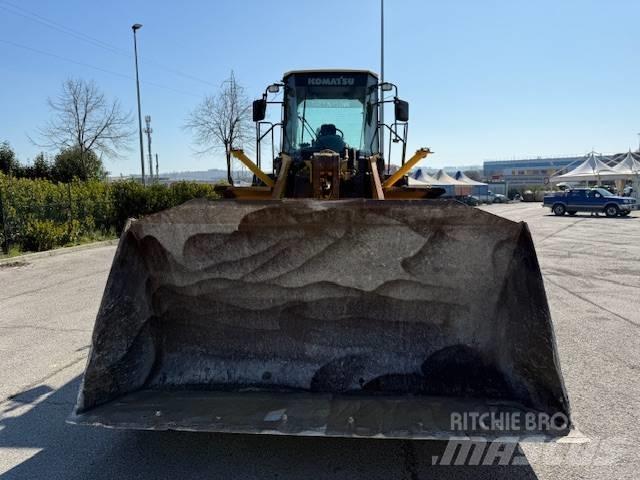 Komatsu WA 380-5H Kolesové nakladače