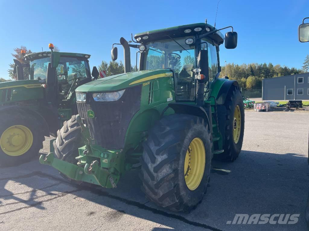 John Deere 7200 R Traktory