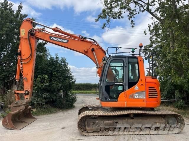Doosan DX 140 LCR-3 Pásové rýpadlá