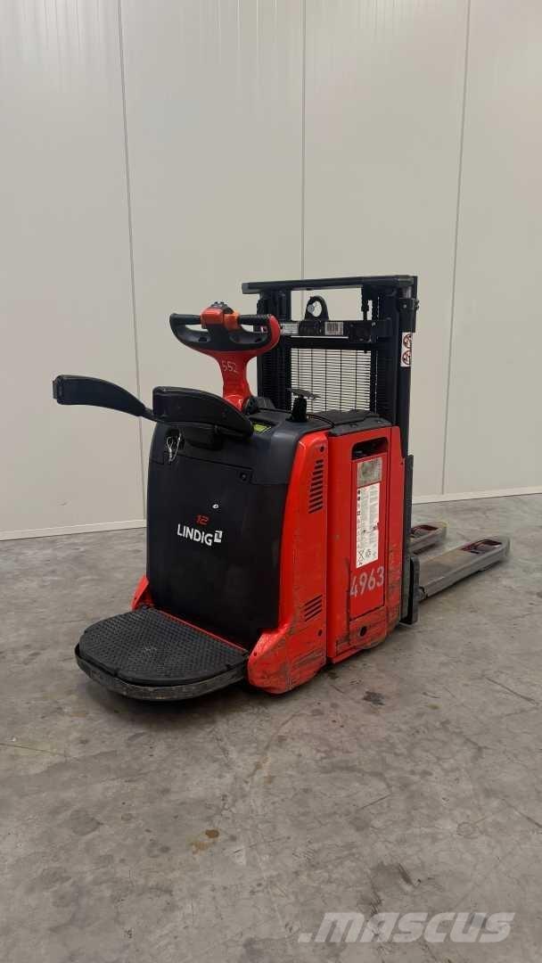 Linde D12AP Samohybné vozíky