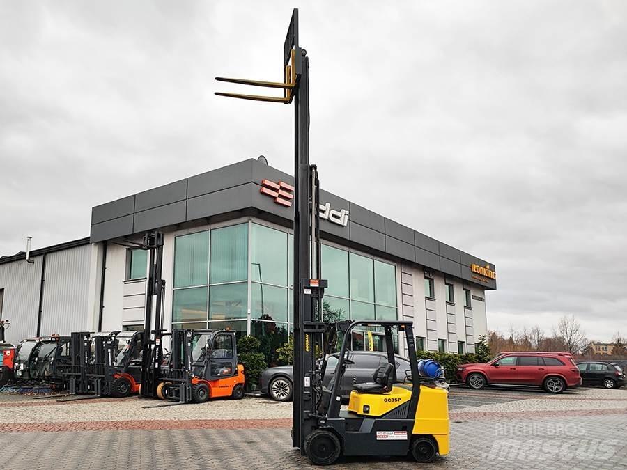 Doosan GC35P-3 Iné