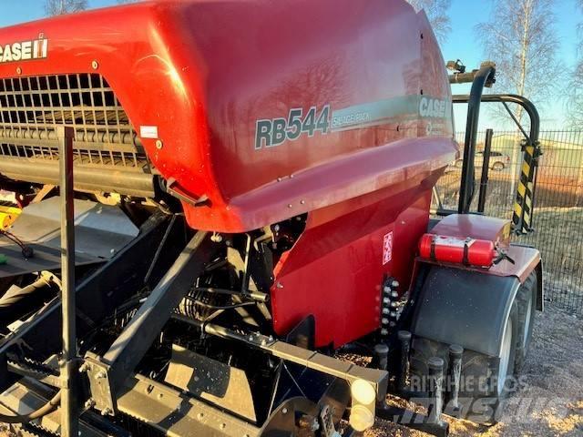 Case IH RB 544 HD Lisy na okrúhle balíky