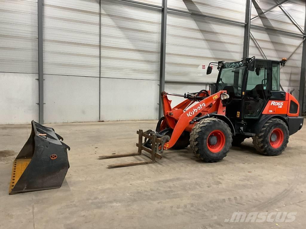 Kubota R 065 Kolesové nakladače