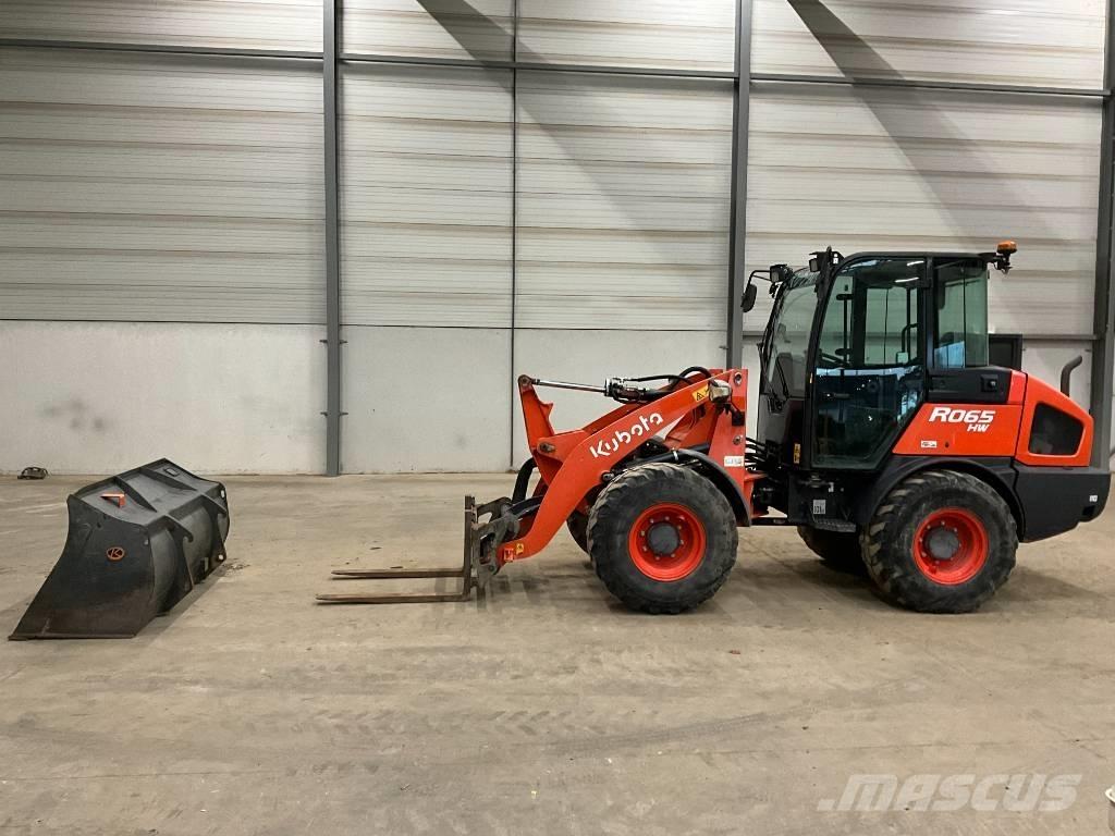 Kubota R 065 Kolesové nakladače