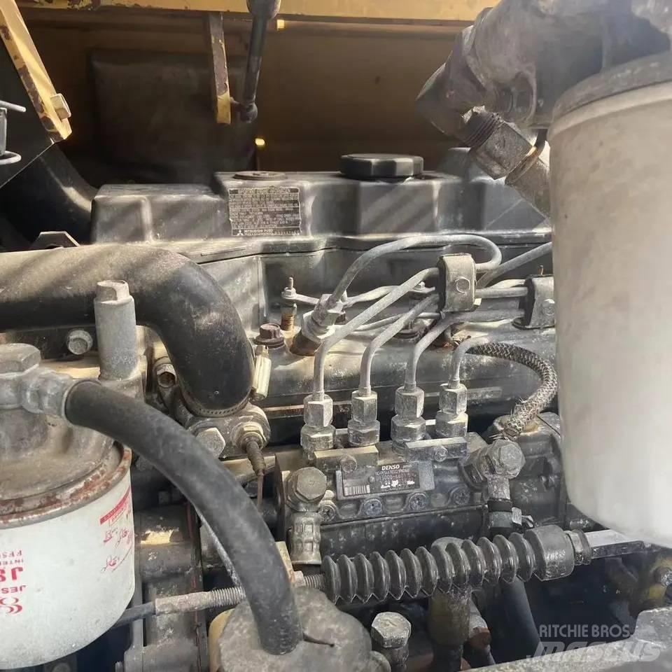 CAT 308C Pásové rýpadlá
