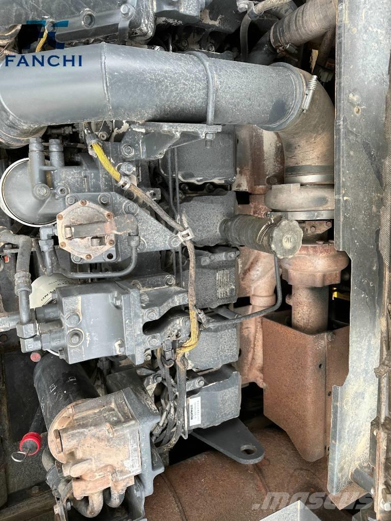 Komatsu PC 450 LC Pásové rýpadlá