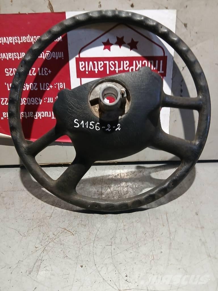 Scania R 420    1435914 Kabíny a interiér