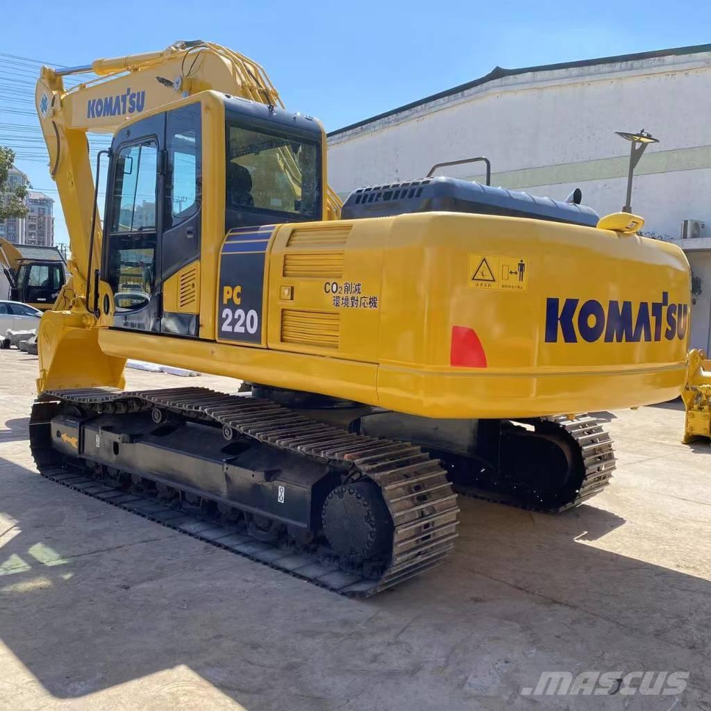 Komatsu PC 220 Pásové rýpadlá