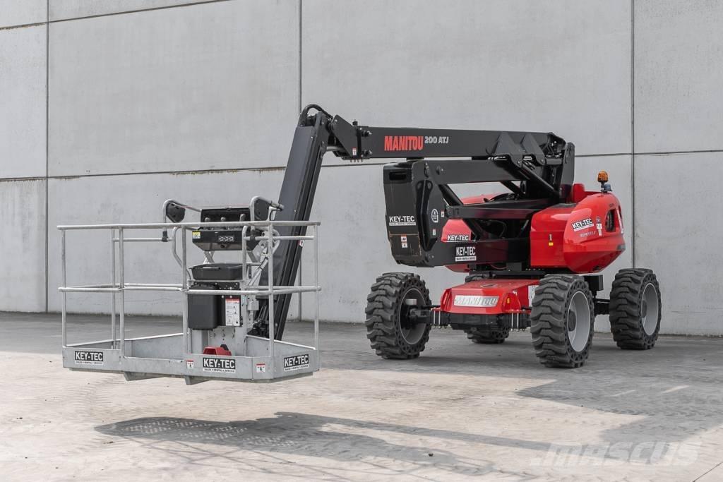 Manitou 200 ATJ Kĺbové plošiny