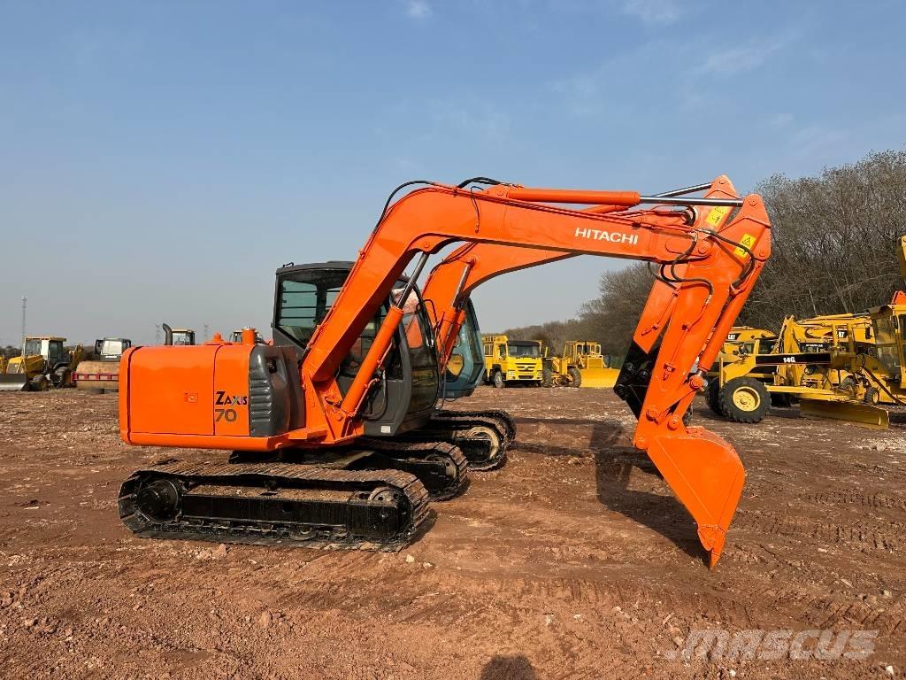 Hitachi ZX 70 Midi rýpadlá 7 t - 12 t