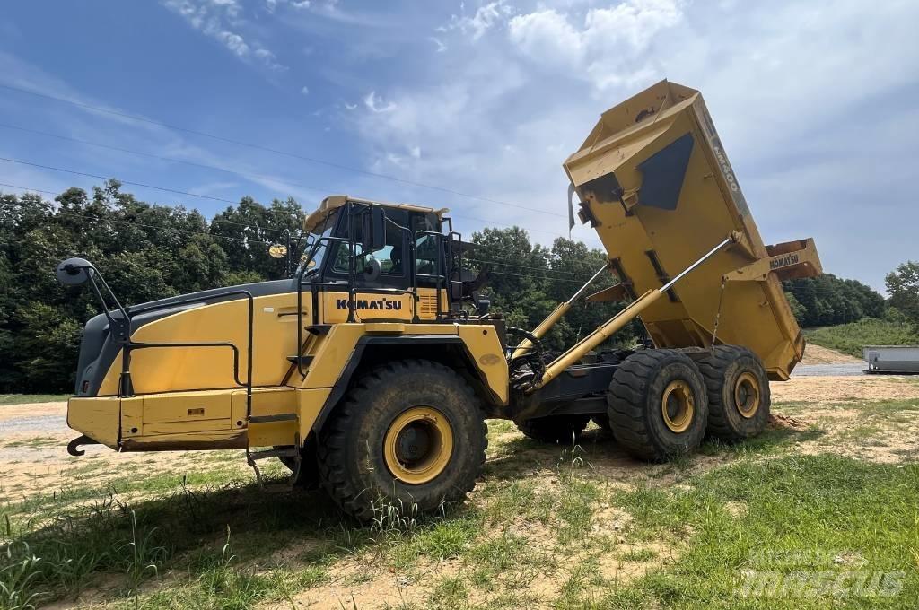 Komatsu HM 400 Kĺbové nákladné autá
