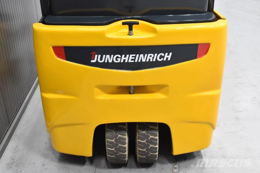 CAT 2ET3500 Akumulátorové vozíky