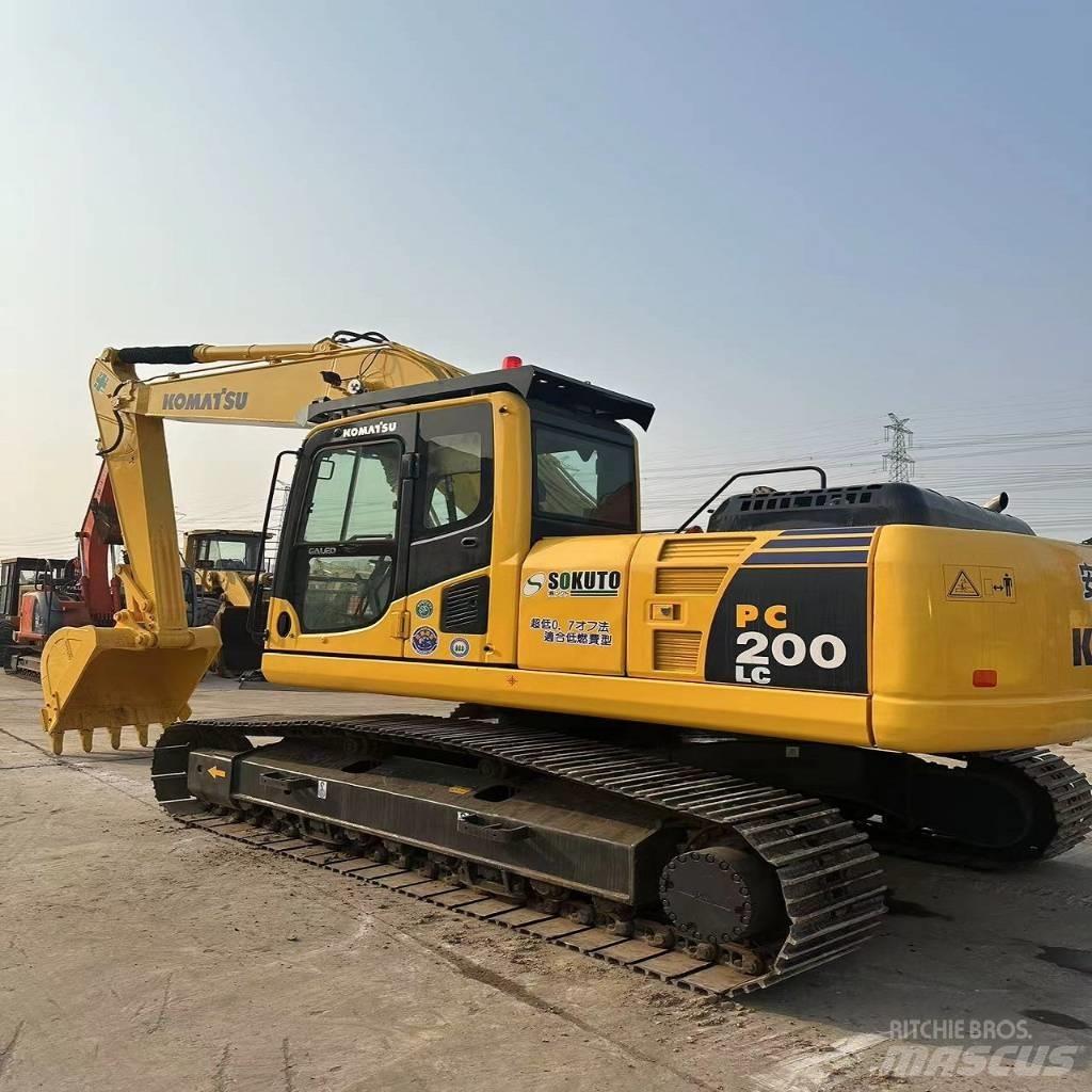Komatsu PC 200LC Pásové rýpadlá