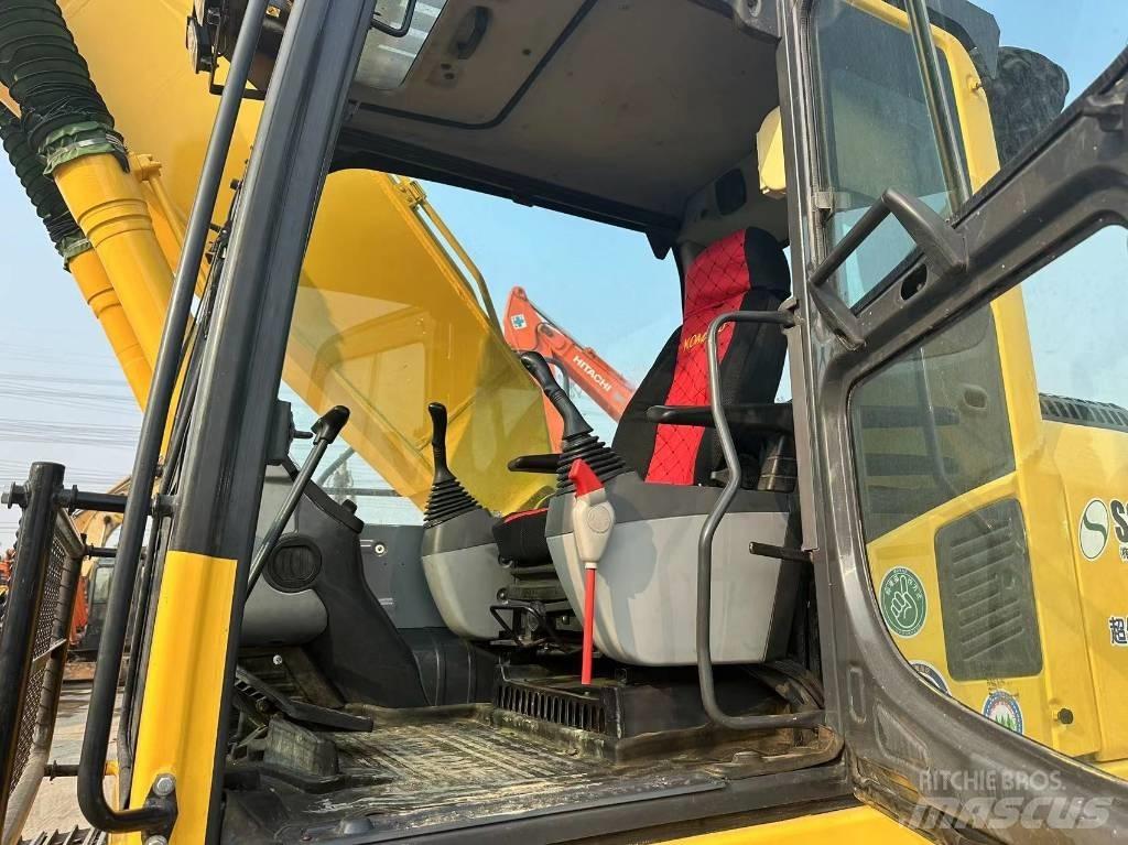 Komatsu PC 200LC Pásové rýpadlá