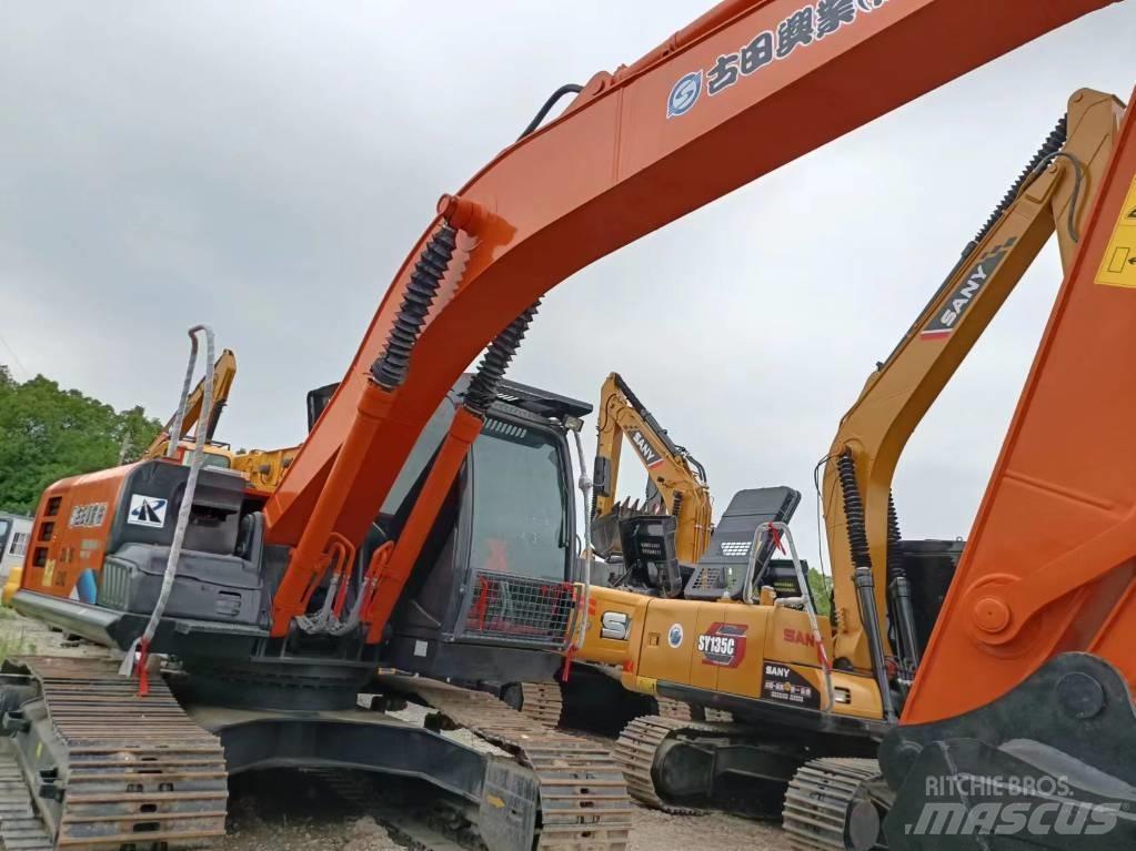 Hitachi ZX210 Pásové rýpadlá