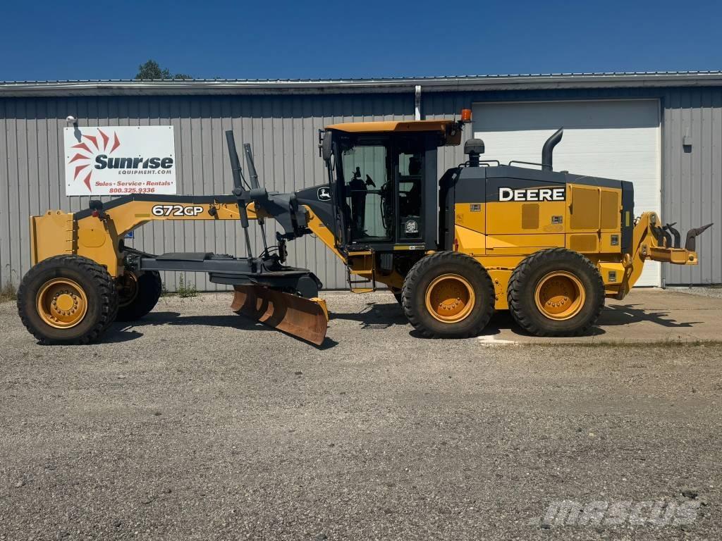 John Deere 672 GP Grejdery