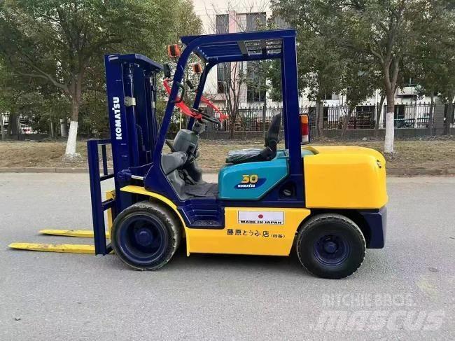 Komatsu FD 30 T-14 Dieselové vozíky