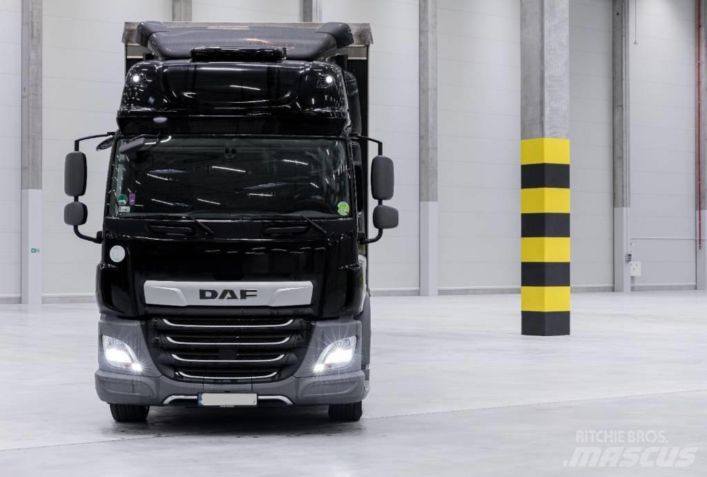 DAF CF FA370 Nákladné vozidlá s bočnou zhrnovacou plachtou