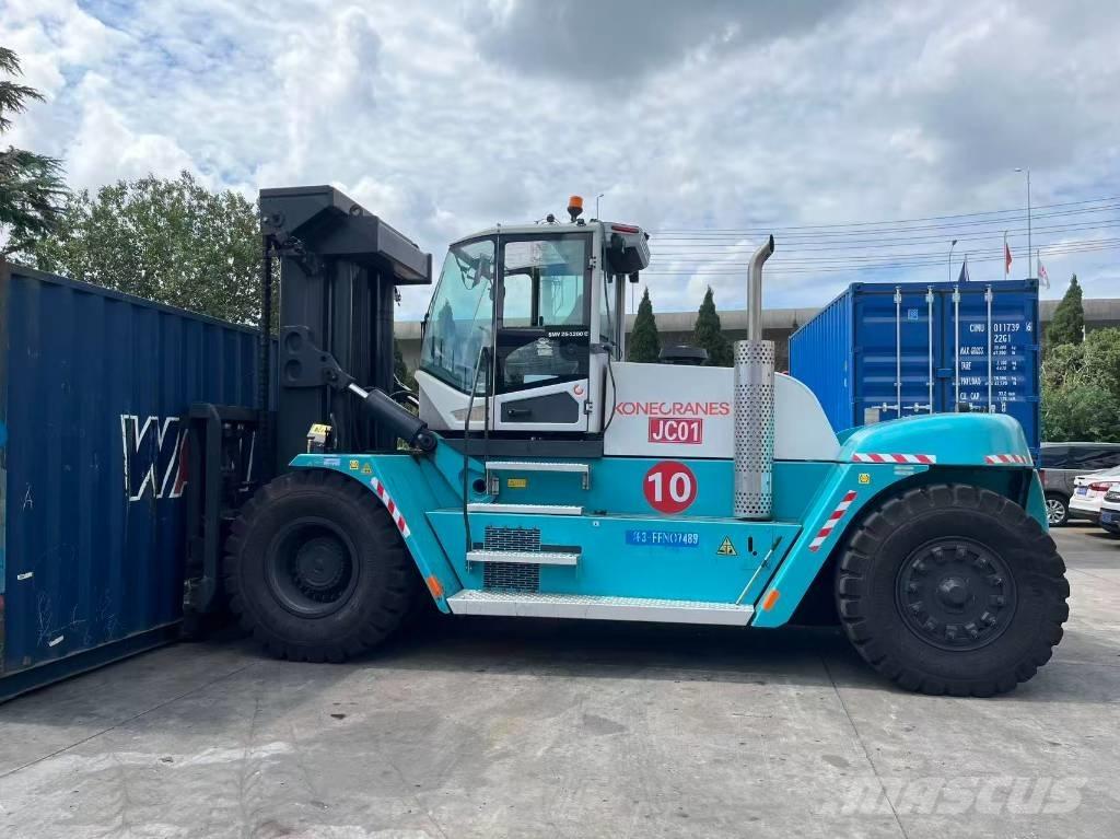 Konecranes TYPE C25t Teleskopické manipulátory