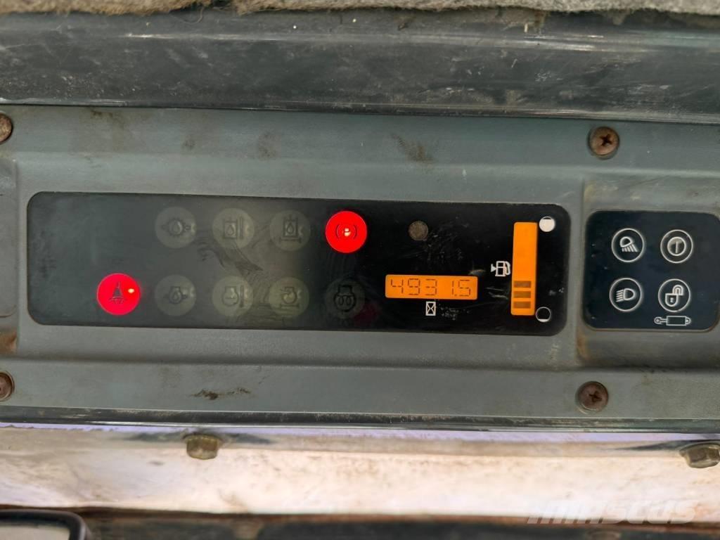 New Holland LS 170 Šmykom riadené nakladače