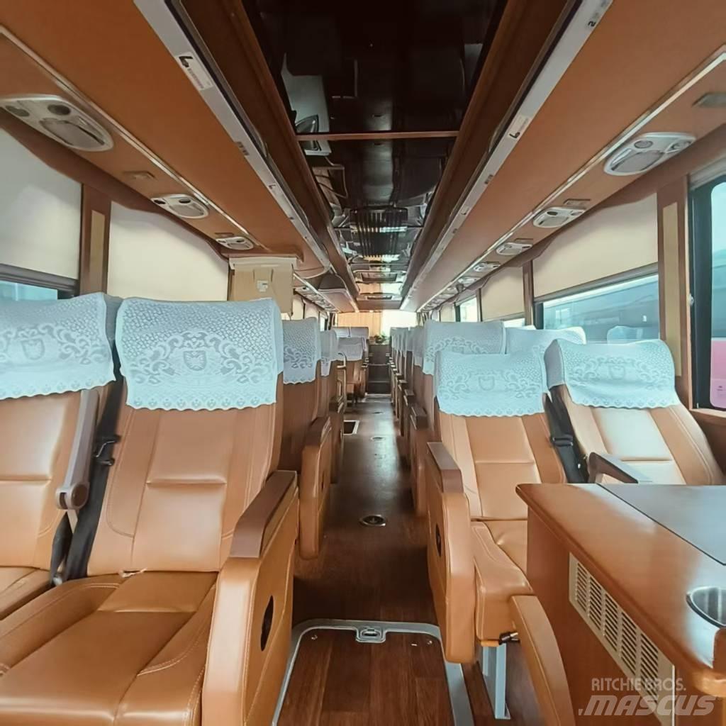 Yutong ZK6122HQ5Y Zájazdové autobusy