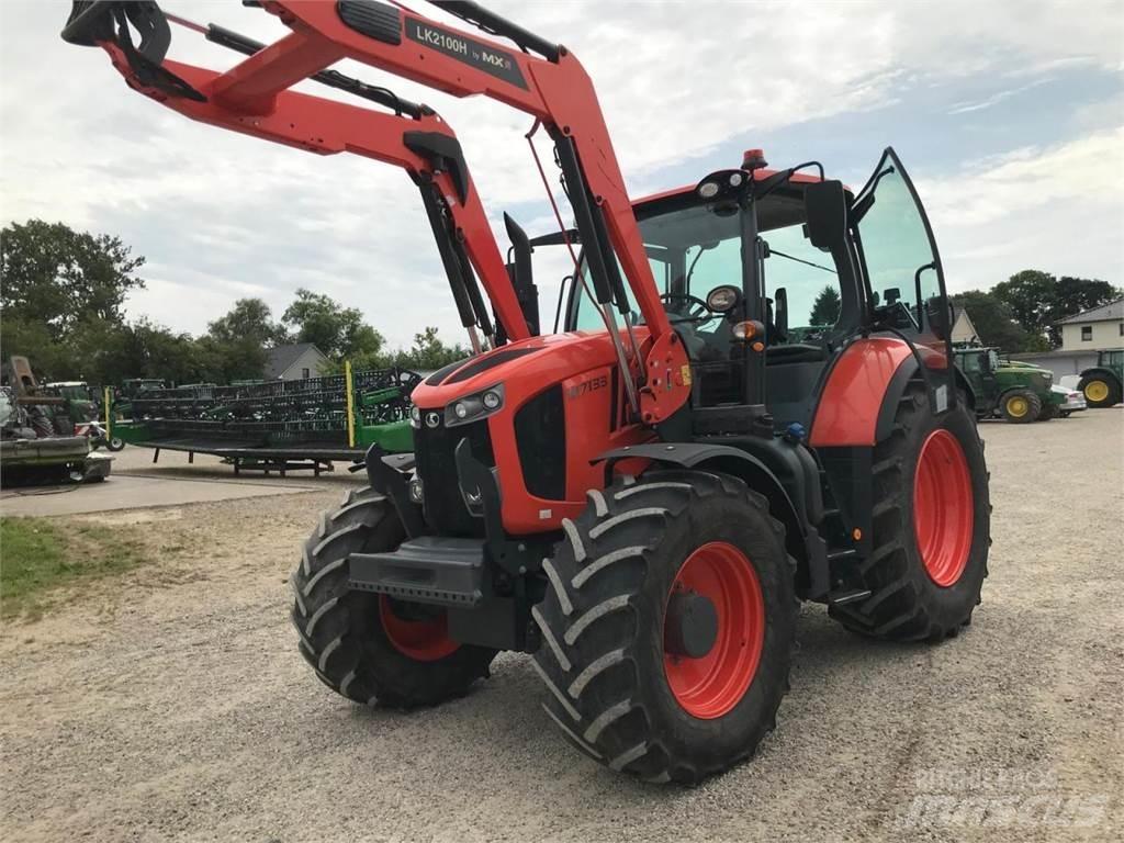 Kubota M7133 Traktory