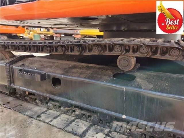 Hitachi EX 120 Pásové rýpadlá