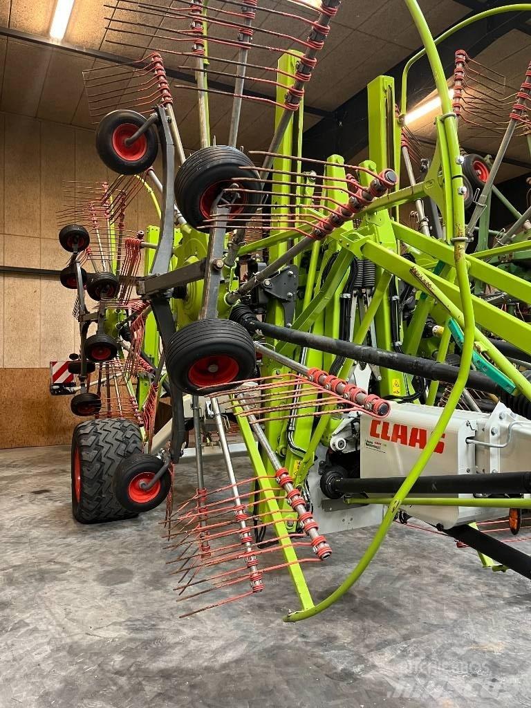 CLAAS Liner 4000 HHV Obracače a zhrabovače sena