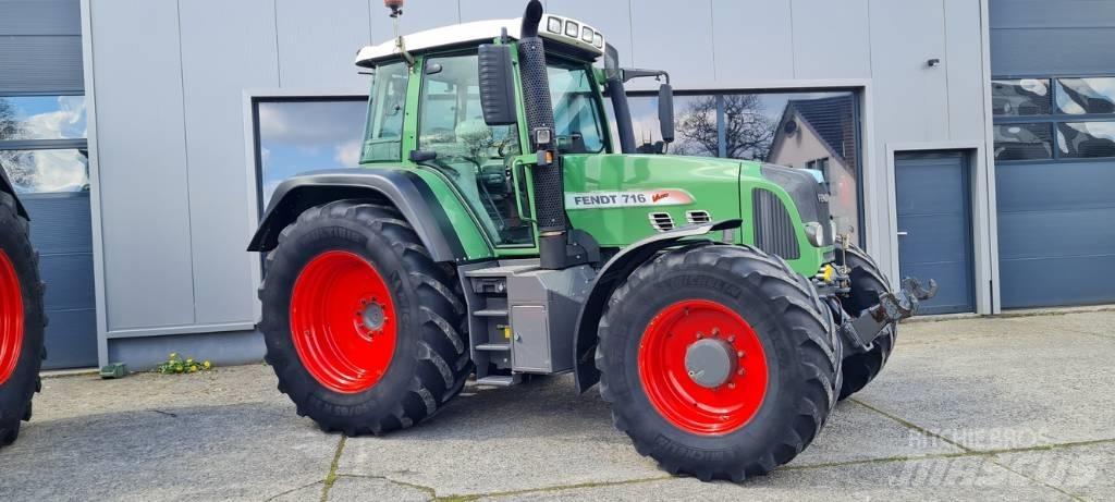 Fendt 716 Vario TMS Traktory