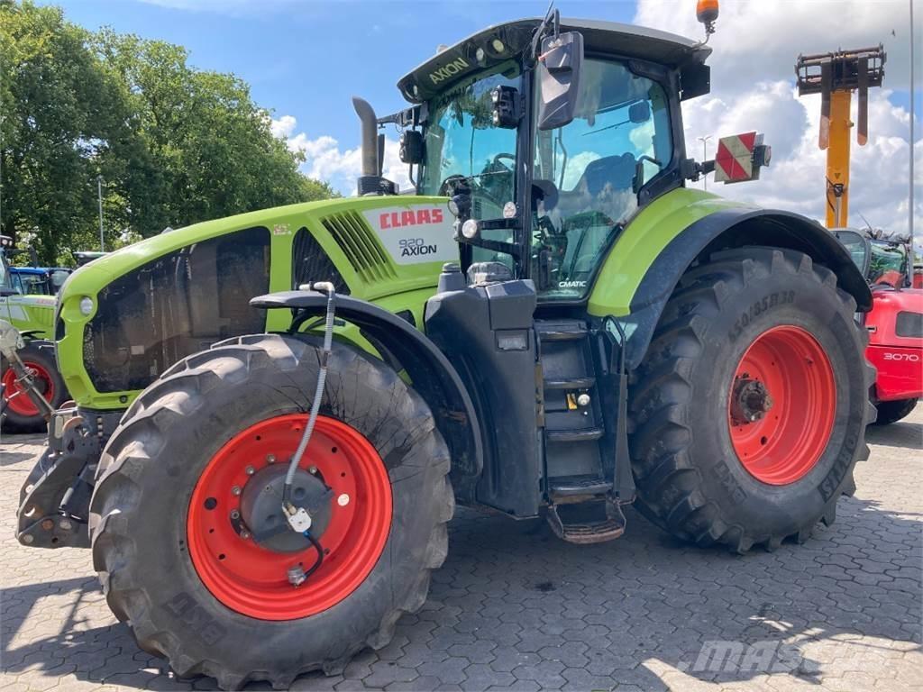 CLAAS Axion 920 Traktory