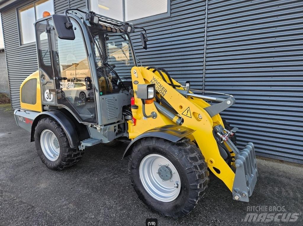 Wacker Neuson WL 34 Kolesové nakladače