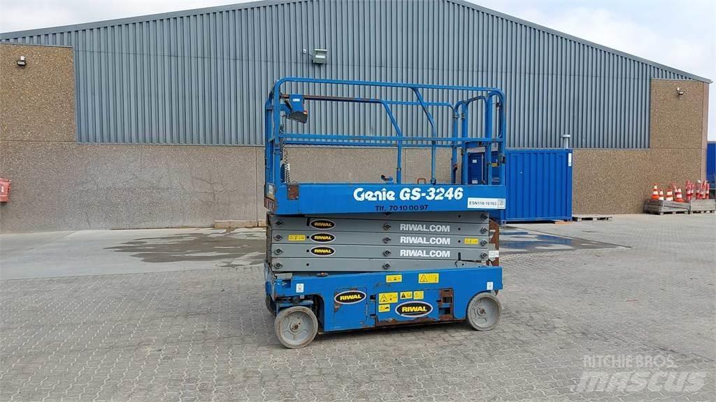 Genie GS3246 Nožnicové zdvíhacie plošiny