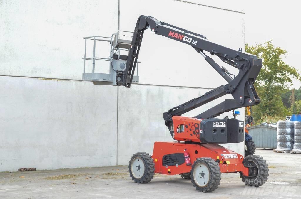 Manitou ManGo 12 Kĺbové plošiny