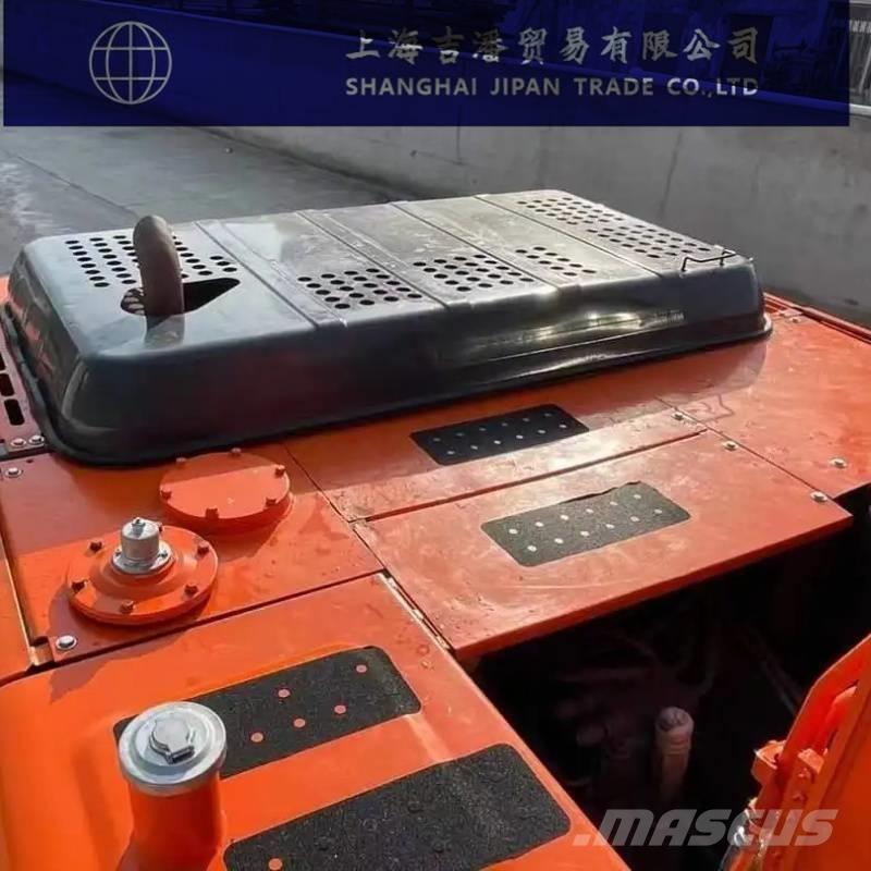 Hitachi ZX 200 Pásové rýpadlá