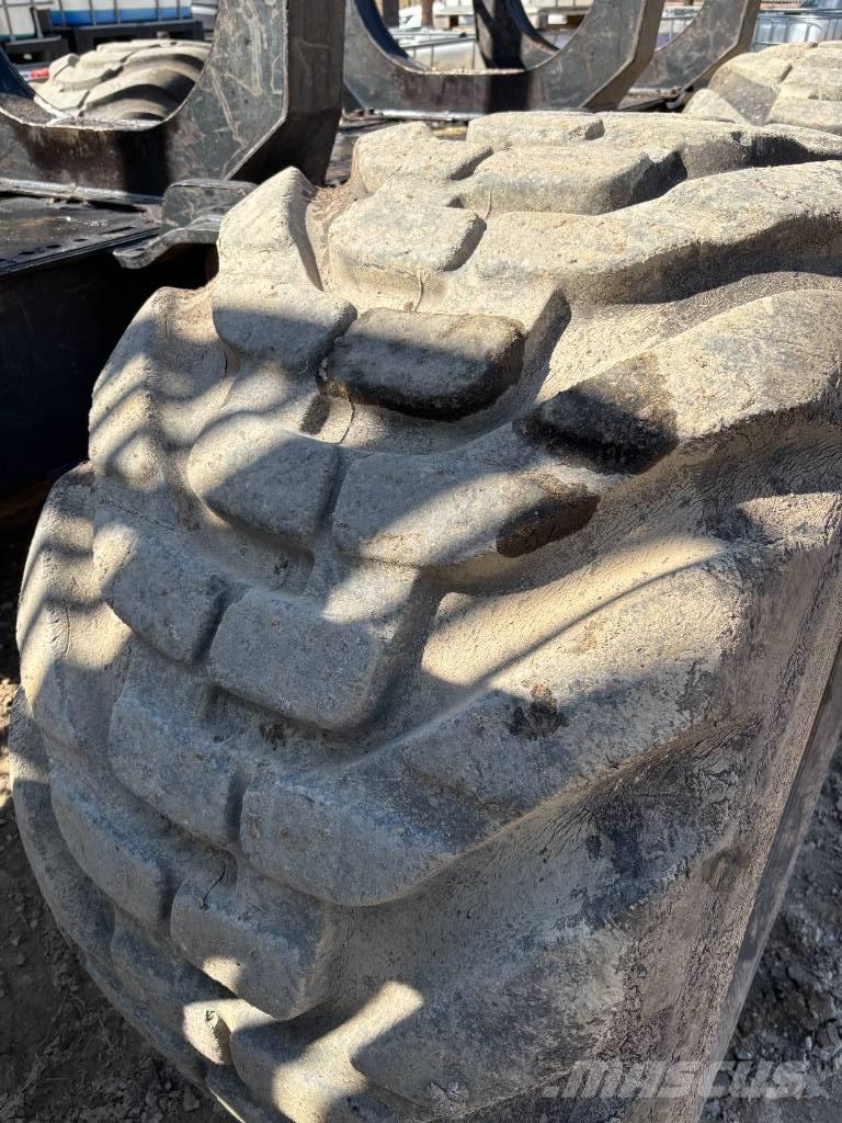 Ponsse BUFFALO AF 8W Lesné traktory