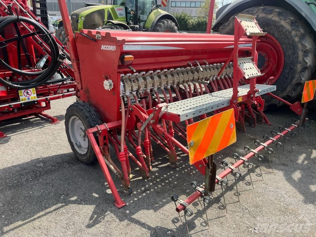 Accord M DRILL PRO Presné sejačky
