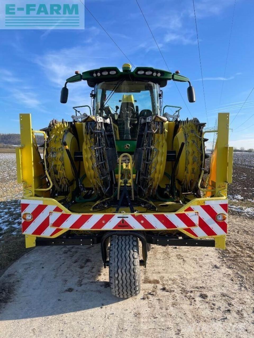 John Deere 8700i Samochodné kosačky