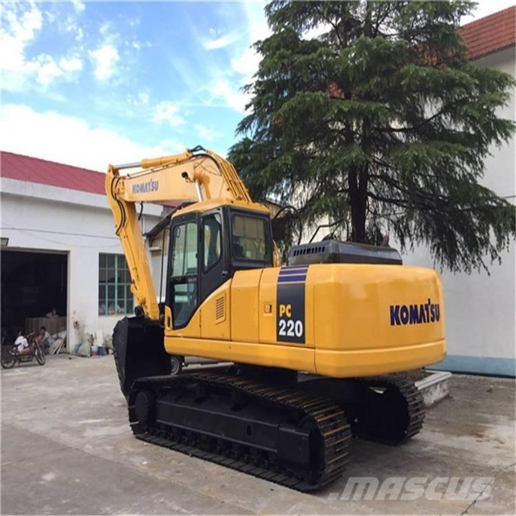 Komatsu pc220-7 Pásové rýpadlá