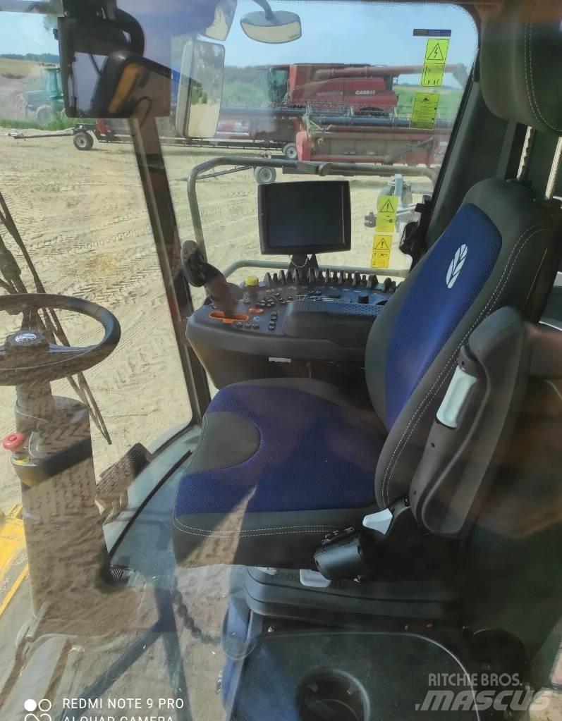 New Holland CR 8.90 Kombinované zberacie stroje