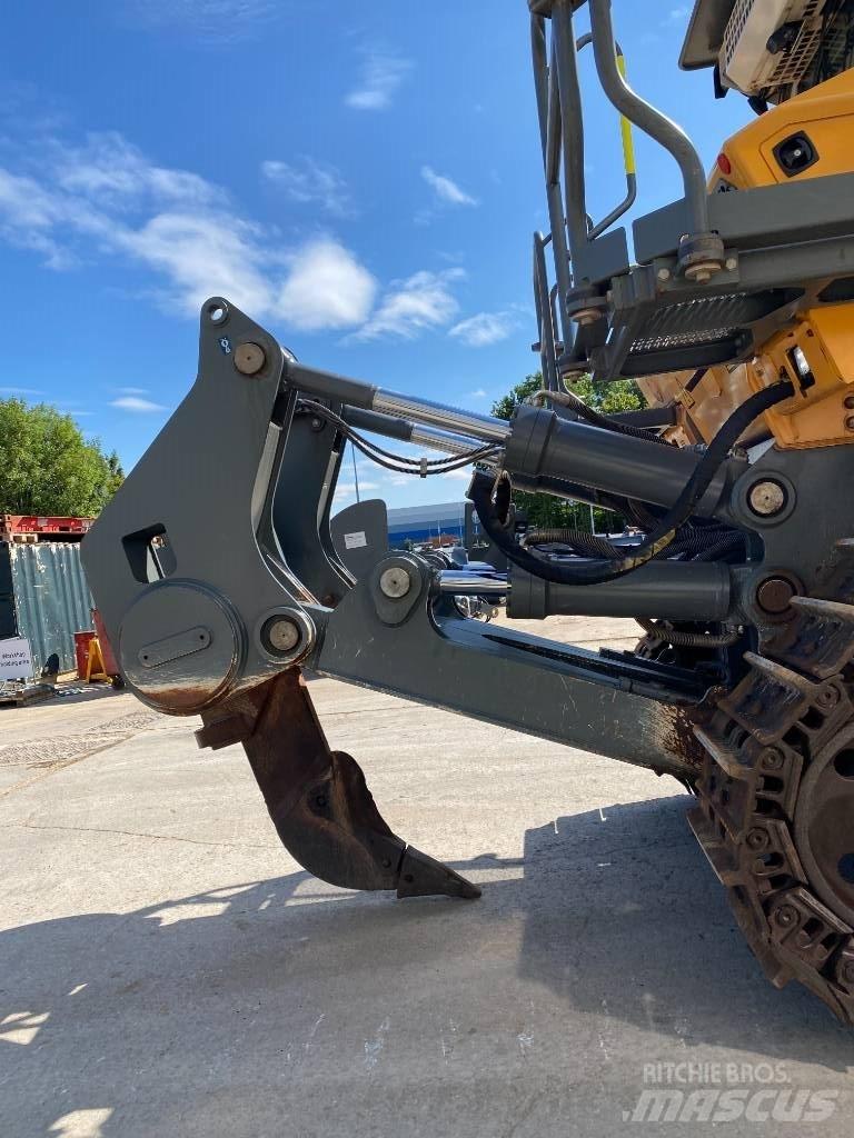 Liebherr PR 766 Pásové dozéry