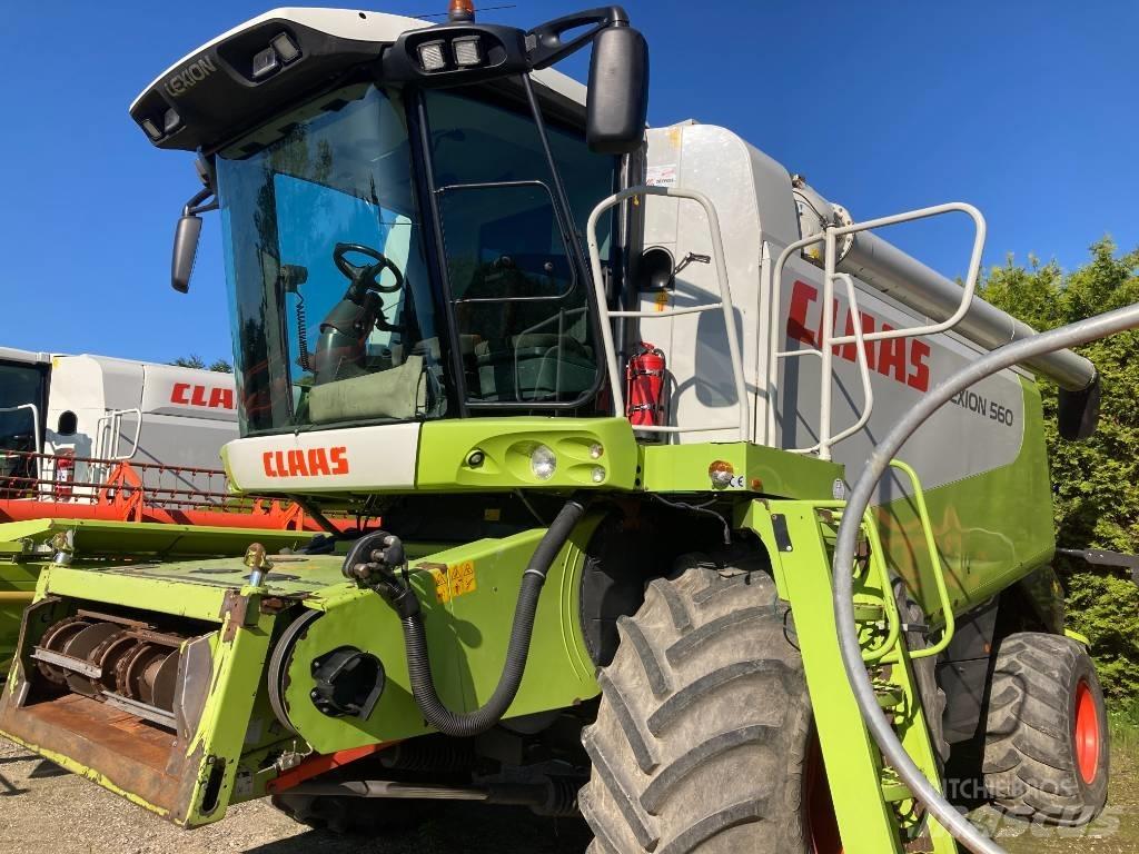 CLAAS LEXION 560 Kombinované zberacie stroje